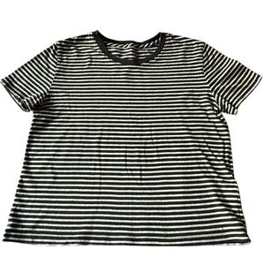 Everlane - Black and White Striped Short Sleeve Tee - XS